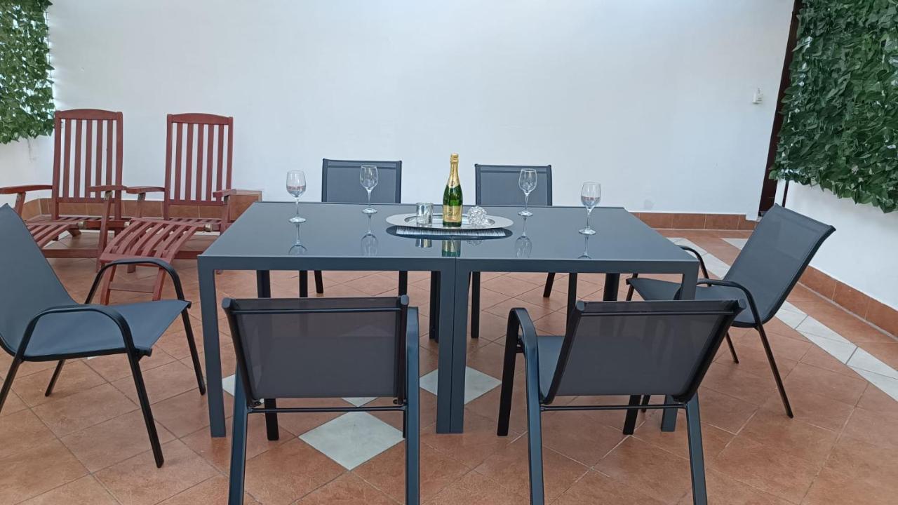 Studio Apartment Jemi Pula Exterior photo
