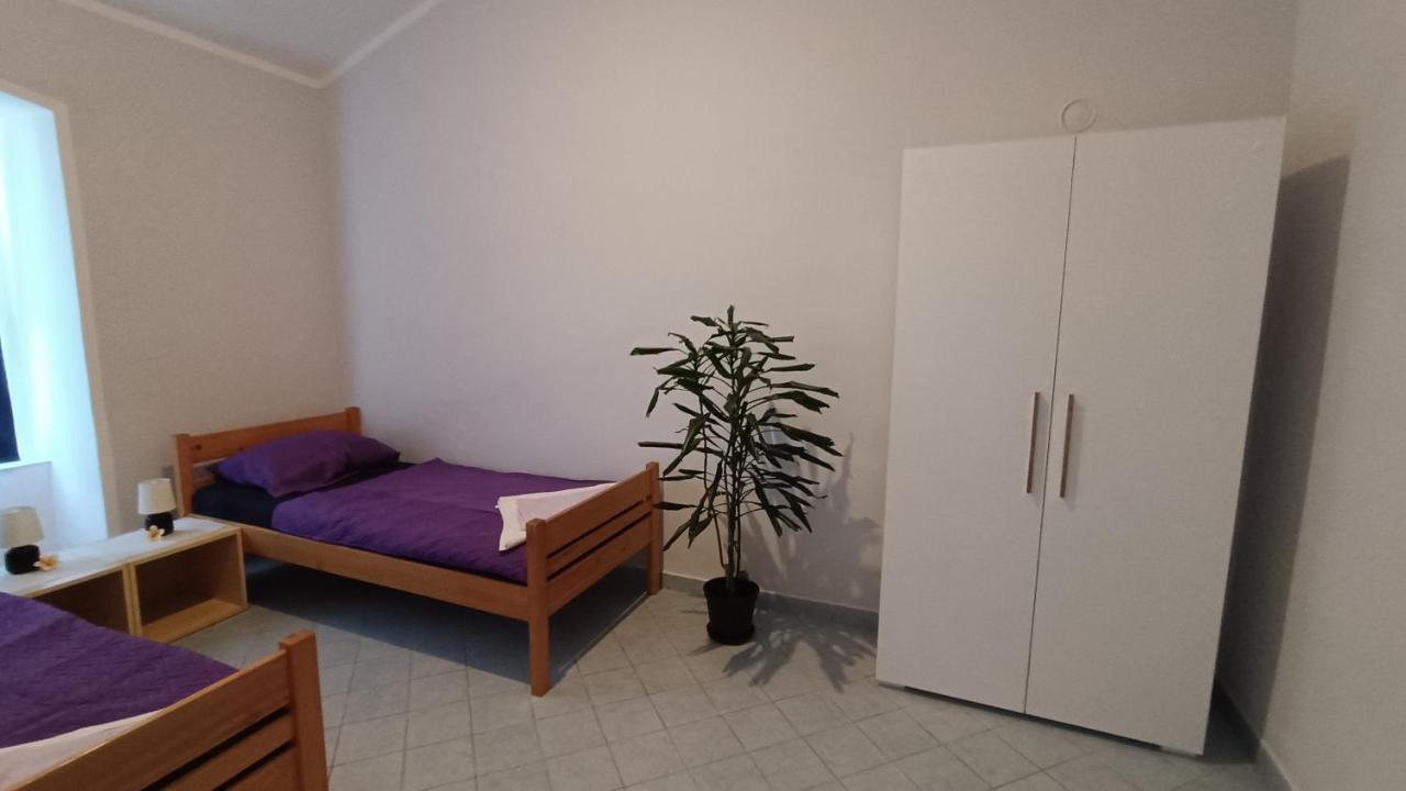 Studio Apartment Jemi Pula Exterior photo